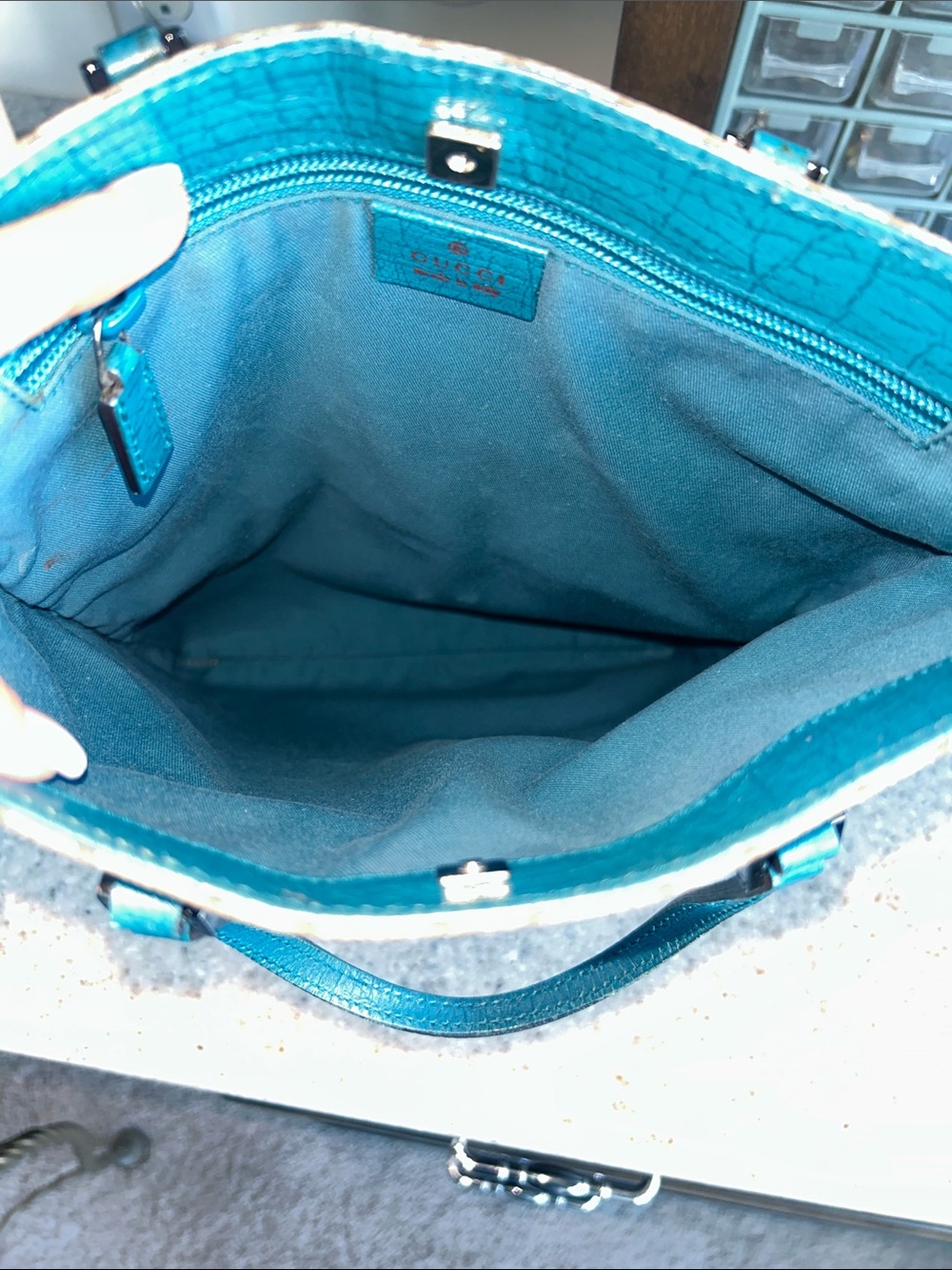 Gucci Beige GG Canvas Tote with Teal Trim - Picture 10 of 16